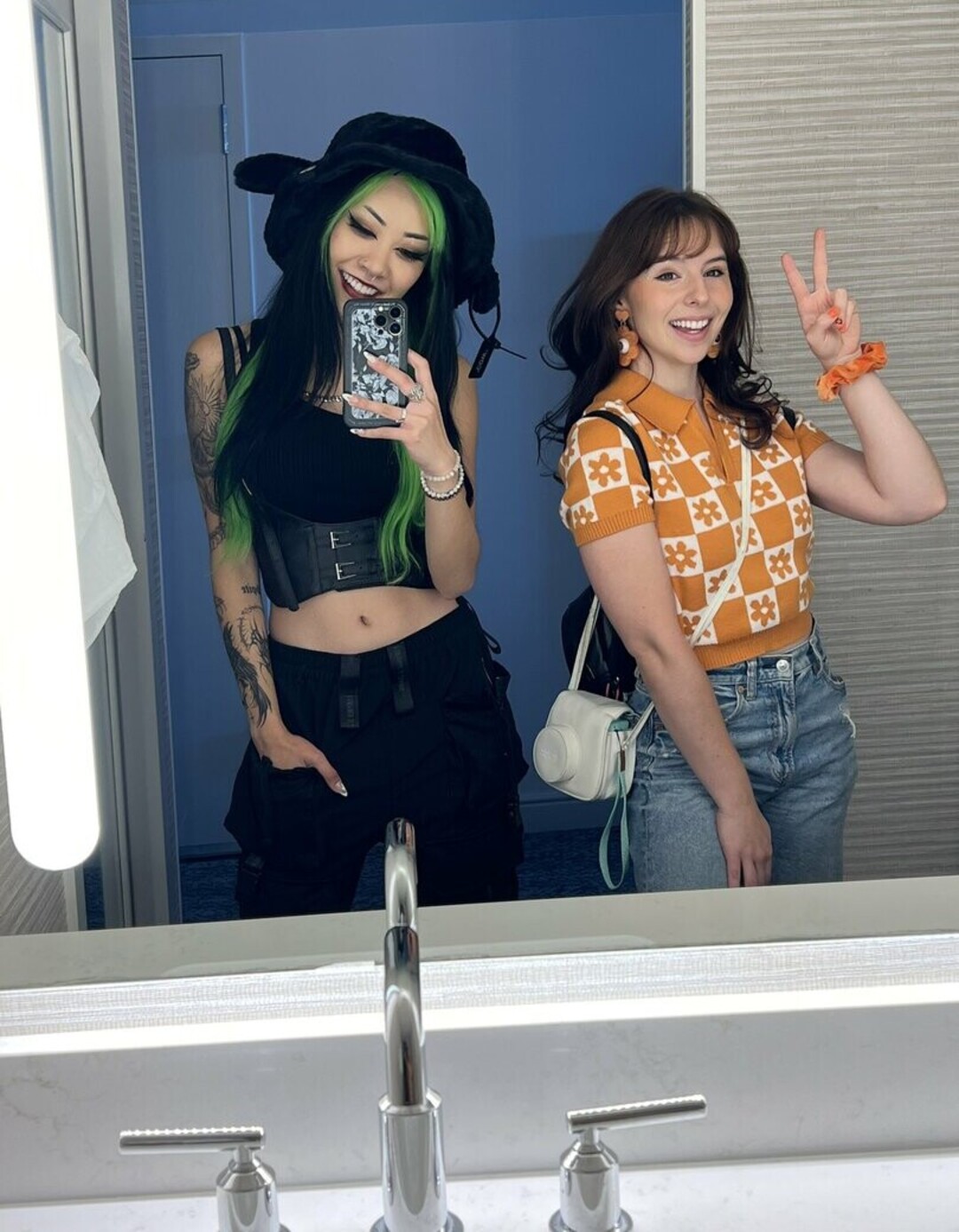 milf-lehrerin onlyfans erwachsene schöne archiv