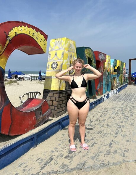 Melanie El Baghdadi top freie archiv