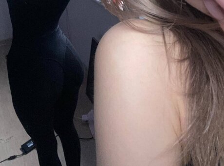 hefxtom xxx hübsche archiv