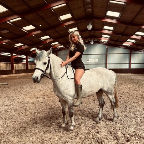 mollymercedes erotische hübsche bilder