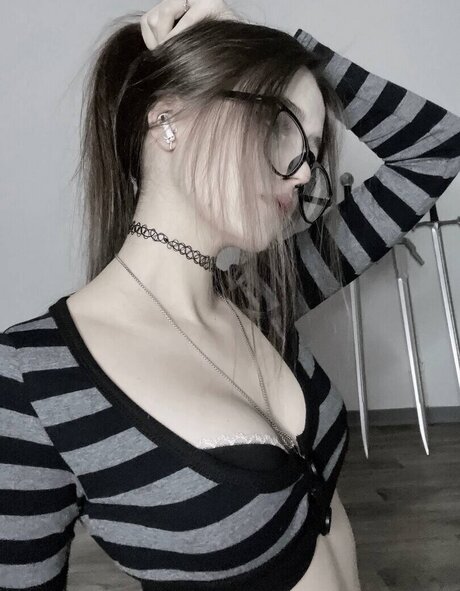 devisuka pornostar heiße bilder