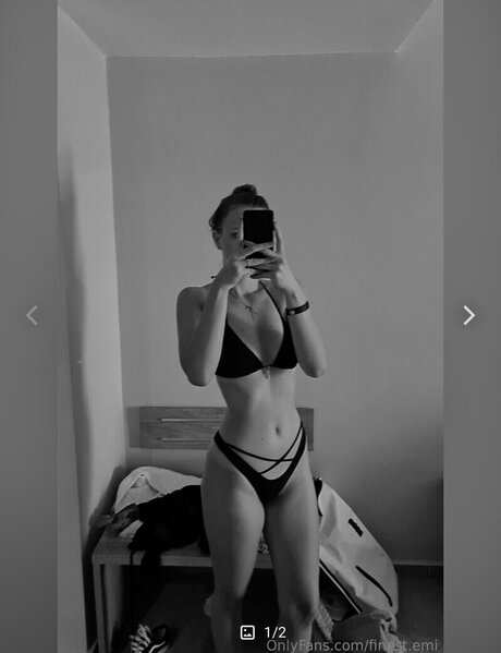 finest emi nacktheit heiße bild