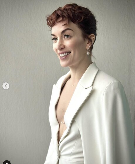 Britt Lower sexy heiße bilder