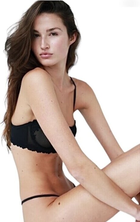 dreier asiatische onlyfans kostenlose perfekte bilder