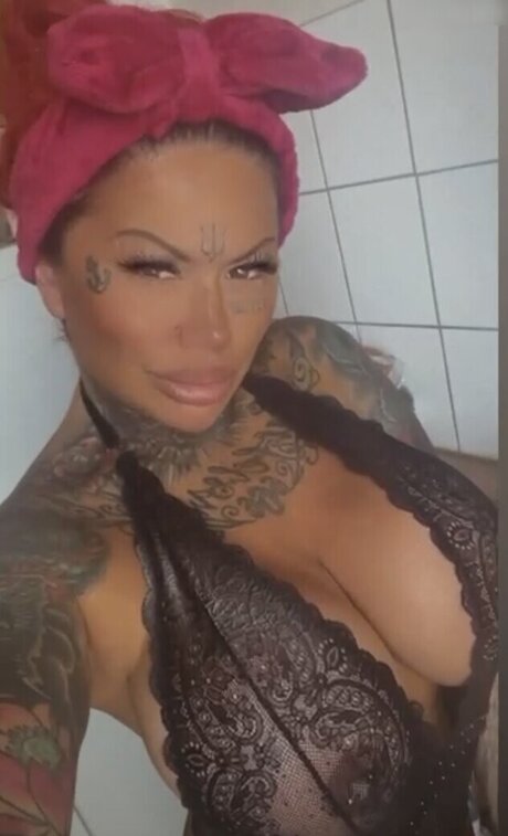 Catherine Teufelsweib porno erwachsene bilder