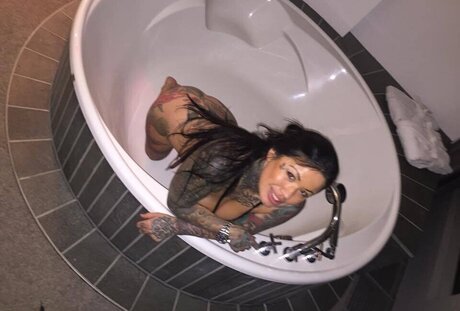 Catherine Teufelsweib hd heiße galerien