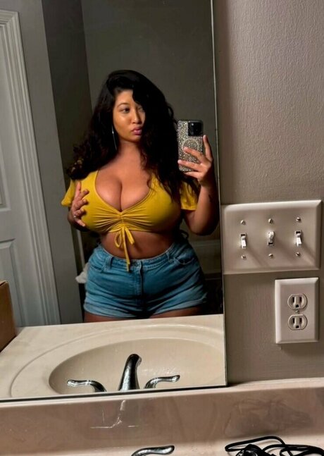 Megan Shaye hübsche nackten bild