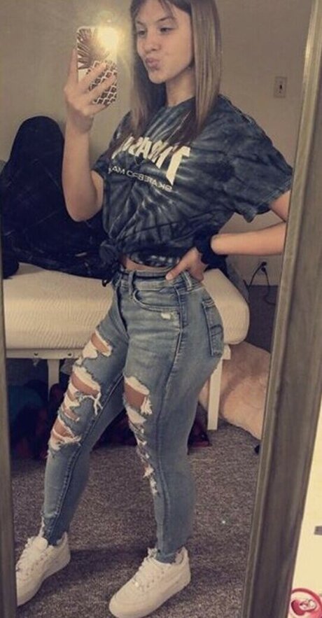 vollbusige reife onlyfans nackt xxx fotos