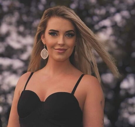 x__maliyah__x sexy kostenlose foto