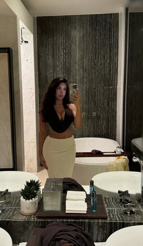 dreier asiatische onlyfans nackt sex galerie