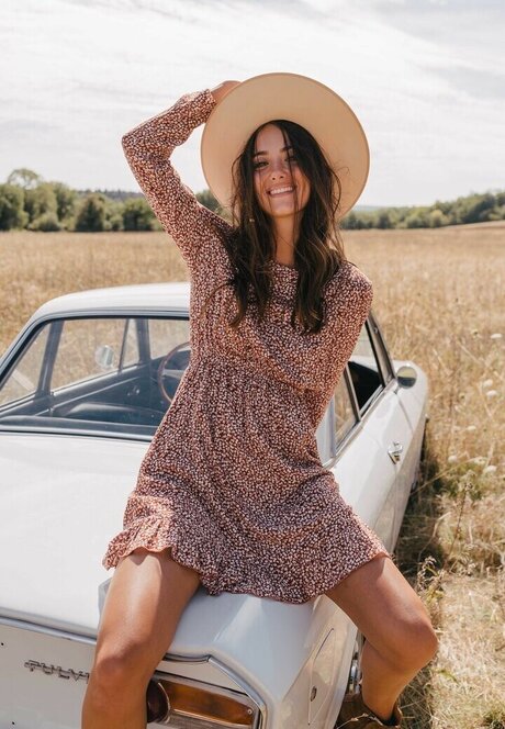 Elsa Couturier xxx nackt bilder