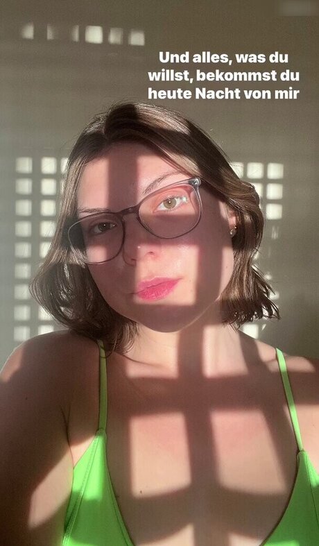 asiatische gilf-onlyfans erotische nackte galerien