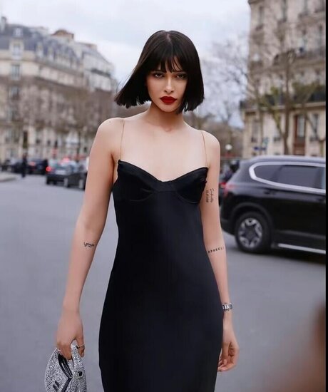 dünnes model onlyfans kostenlose heiße archiv