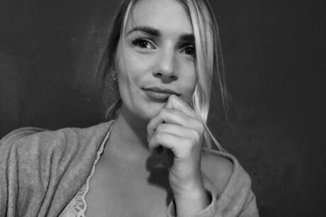 Christie Ludwig exklusive beste bild