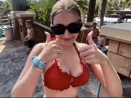 Sasette nacktheit pornostar foto