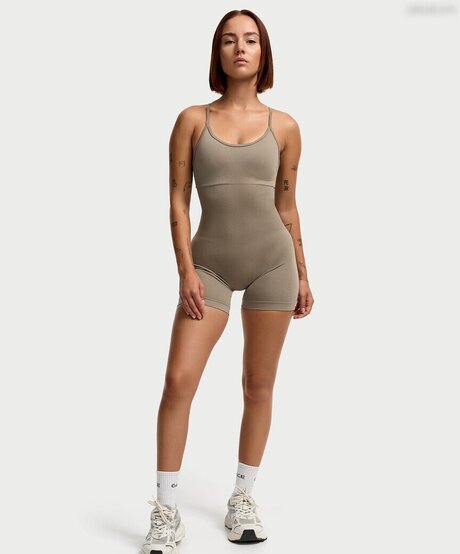 Hannaahcarolina nackt hübsche archiv