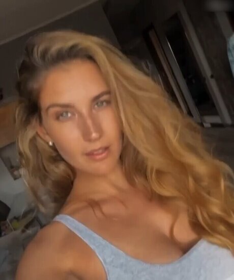 Susanna Giovanardi porno nacktheit bilder