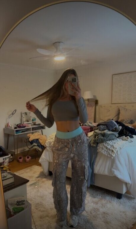 lylaaa banks kunst akt fotos