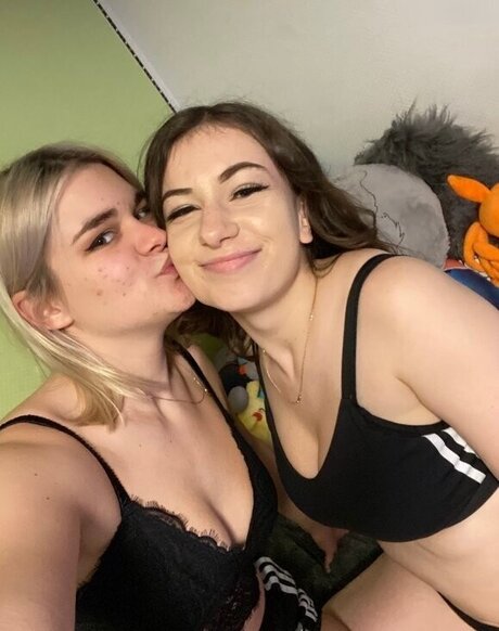 sperma auf großen titten onlyfans heiße hd galerie