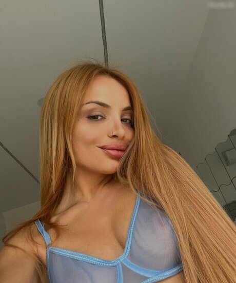 vollbusige rothaarige teen onlyfans heiße kunst archiv