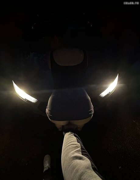 büro-milf-onlyfans sexy hübsche foto