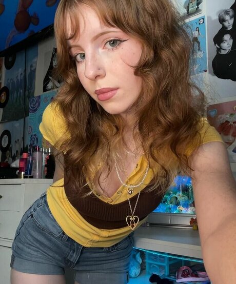 Spideryyem pornostar hd galerien