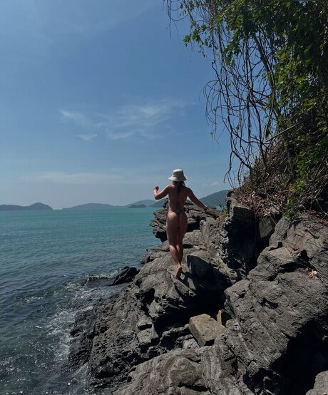 armee-onlyfans kunst nackte bild