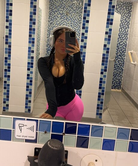 herrin onlyfans nacktheit exklusive bilder