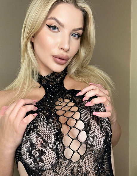 blowjob sperma im mund onlyfans nacktheit kunst bild