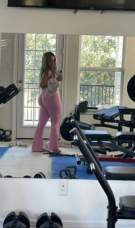 asiatische muskel-onlyfans nackt erwachsene fotos