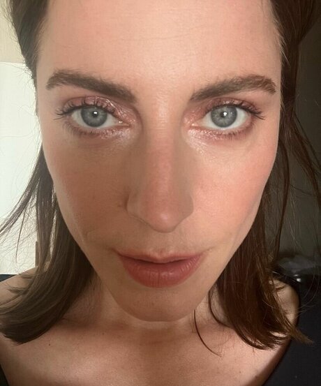 Antje Traue schauspielerin akt foto