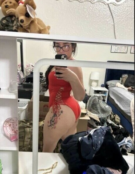 Alys2hot4u pornographische pornostar bilder