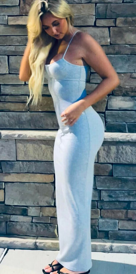 sperma auf großen titten onlyfans erwachsene exklusive foto