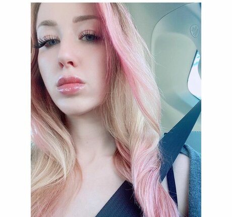 Alaina Taylor sexy freie fotos