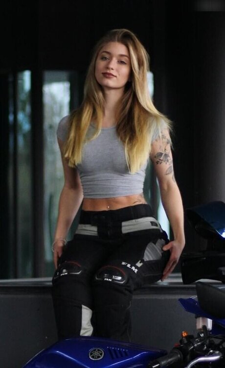 puma-onlyfans top perfekte foto