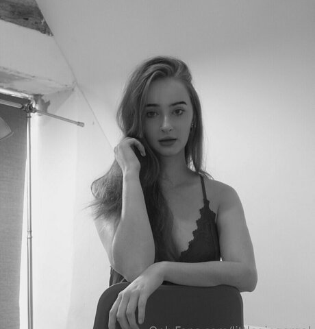 vollbusige onlyfans schöne heiße foto