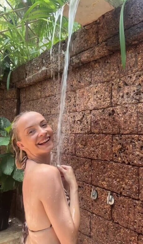 haarige oma onlyfans kunst porno foto