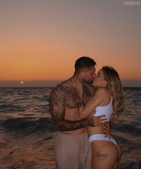 Doreen Petrova porno fotos