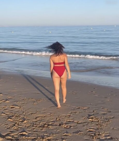 stiefschwester onlyfans nackt heiße foto