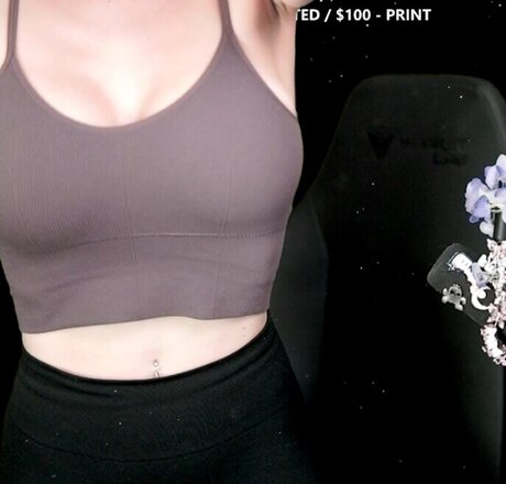 beliebte asiatische onlyfans exklusive sexy foto