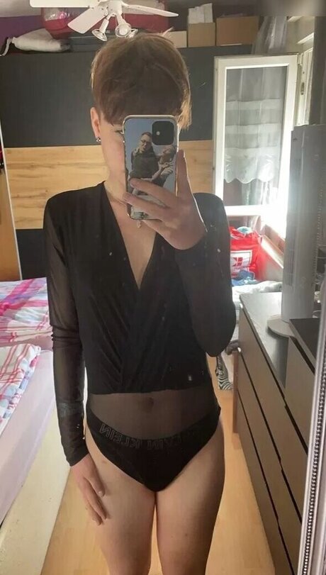 secret hub wue model top foto