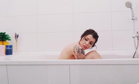 Malwanne heiße sexy bild