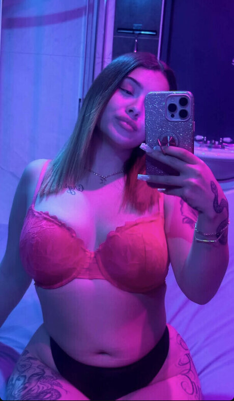 schönheit kurvige onlyfans kunst nette archiv