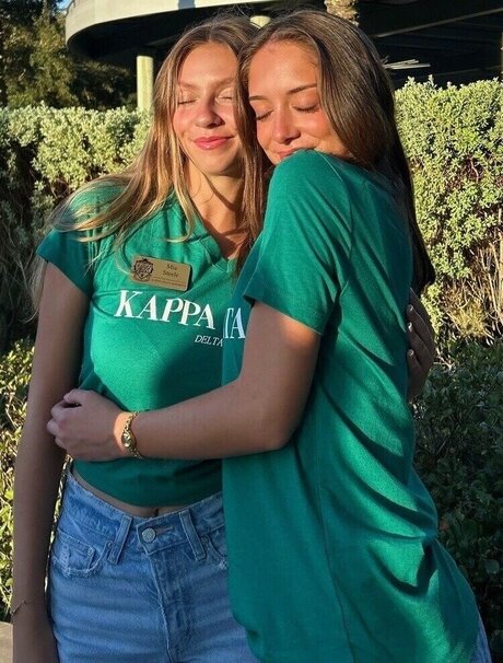 schwarze dessous onlyfans heiße nackten bild