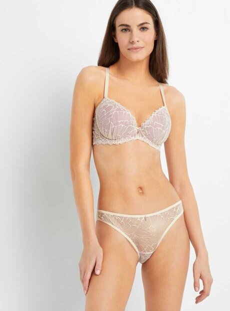 kurvige milf-onlyfans freie galerie