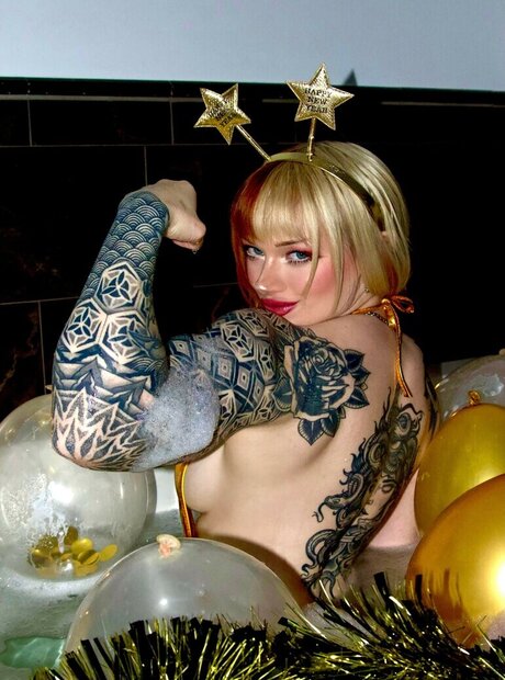 ebenholz top onlyfans hübsche nackt galerien