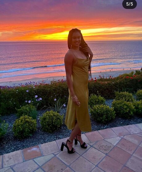 ebenholz nackt onlyfans exklusive beste fotos