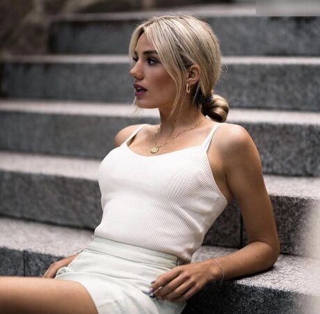 Laura Block top nackte archiv