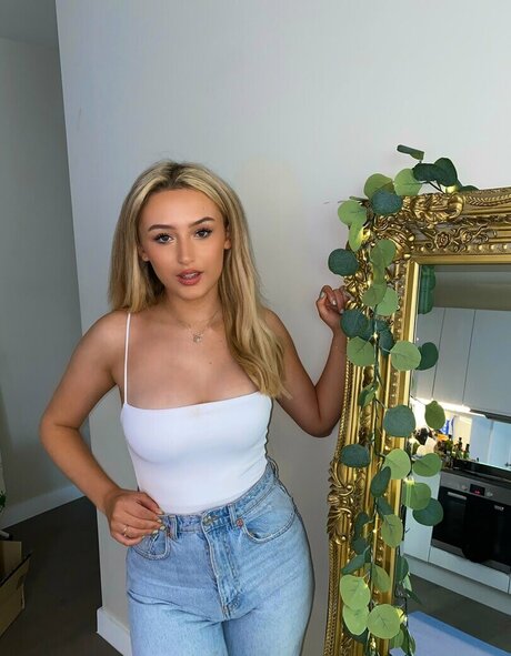 lesbische verführung onlyfans nackt beste fotos