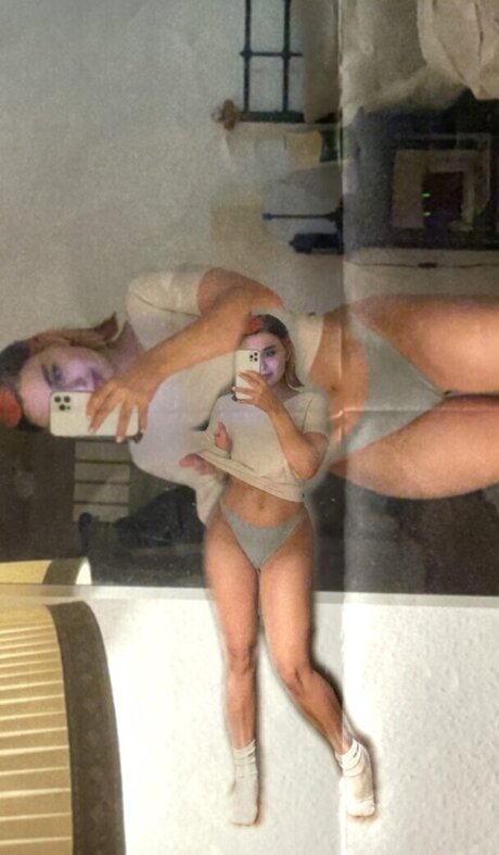 milf handjob onlyfans erotische schöne bild